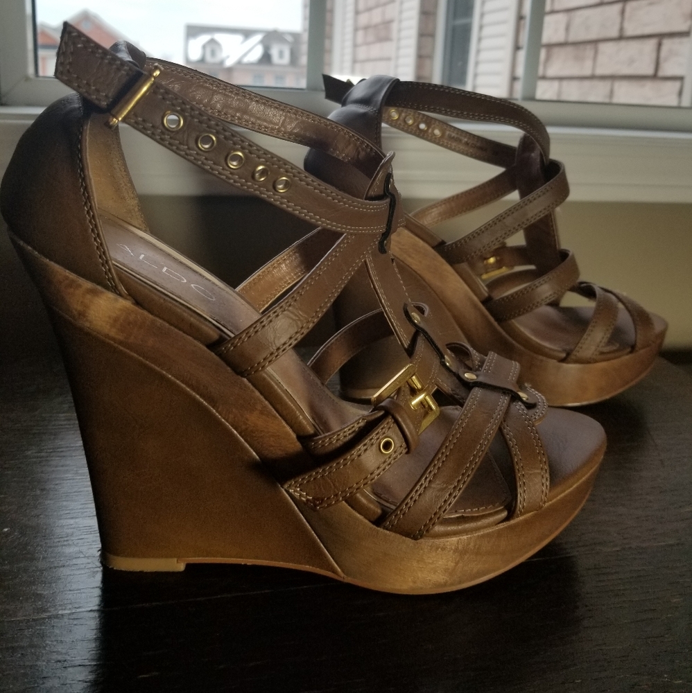 Aldo Wedges